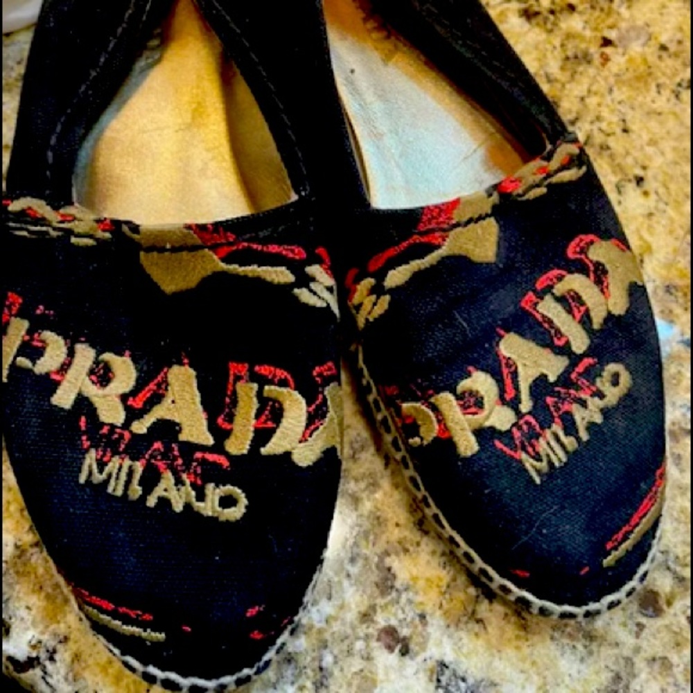Prada 37/7 Logo Espadrilles.